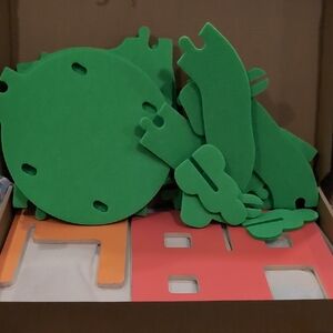 LOVEVERY - Brand New Wooden Modular Village & Pathways